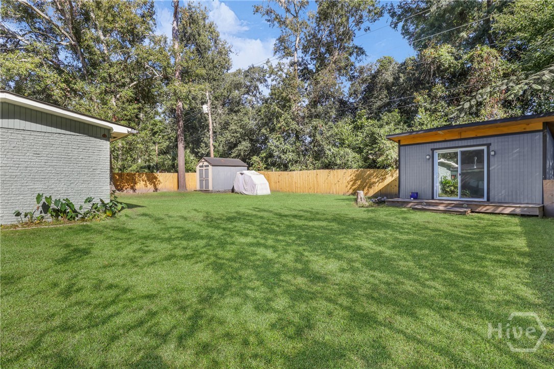 306 Woodley Road Savannah, GA 31419 - Photo 4 of 50