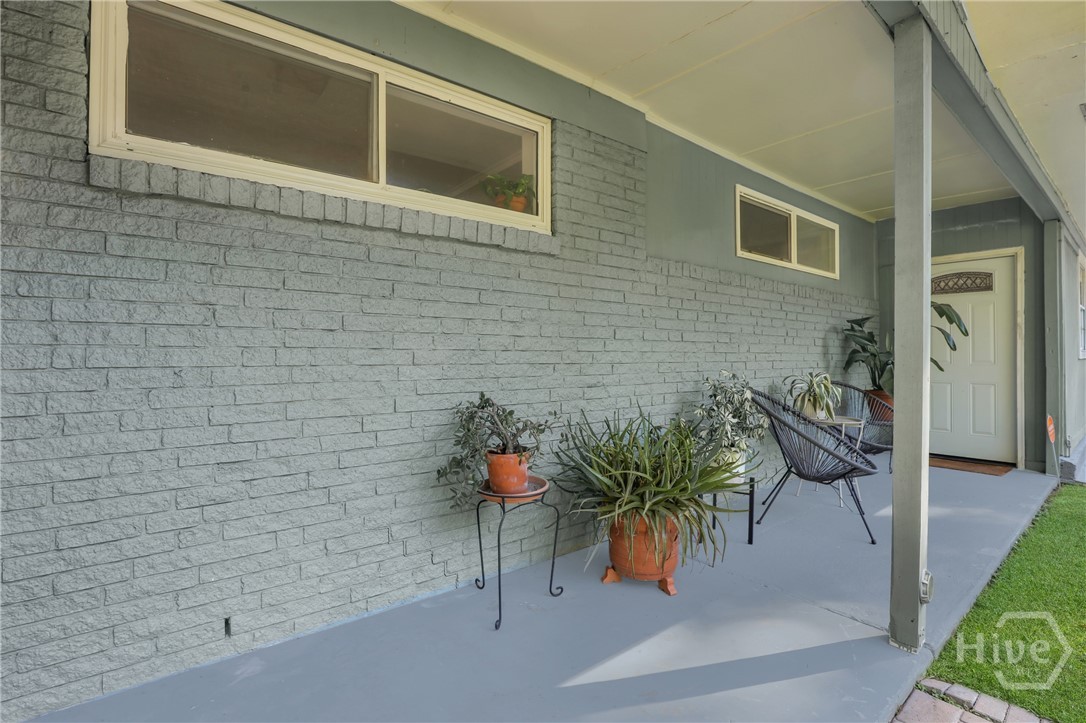 306 Woodley Road Savannah, GA 31419 - Photo 9 of 50