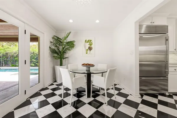 $1,850,000 | 4684 South Versailles Avenue, Highland Park, TX 75209