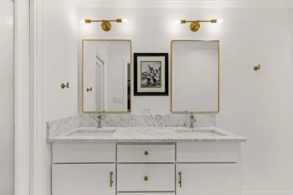 $1,850,000 | 4684 South Versailles Avenue, Highland Park, TX 75209