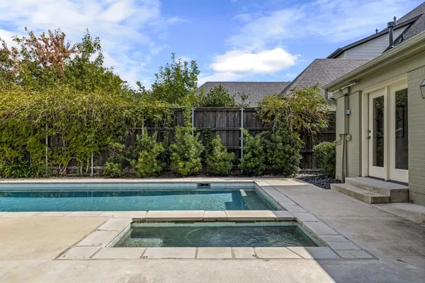 $1,850,000 | 4684 South Versailles Avenue, Highland Park, TX 75209