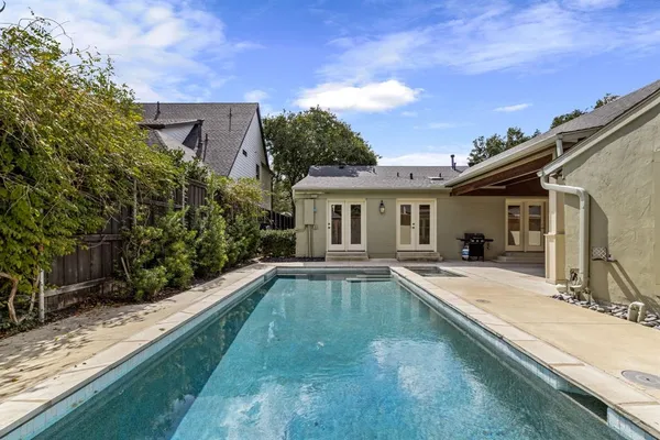 $1,850,000 | 4684 South Versailles Avenue, Highland Park, TX 75209