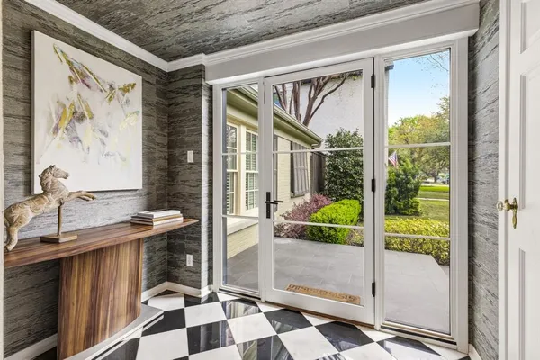 $1,850,000 | 4684 South Versailles Avenue, Highland Park, TX 75209