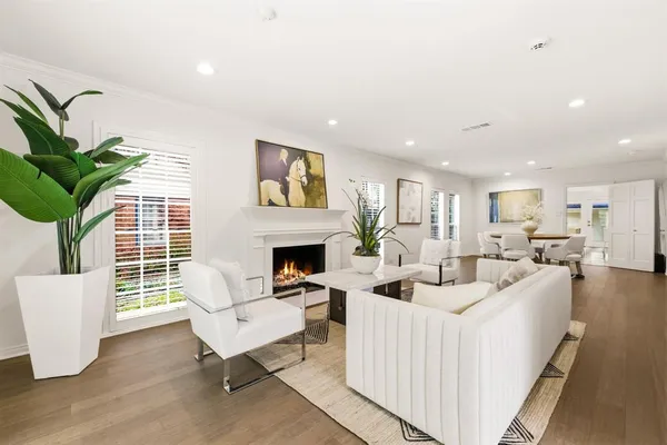 $1,850,000 | 4684 South Versailles Avenue, Highland Park, TX 75209