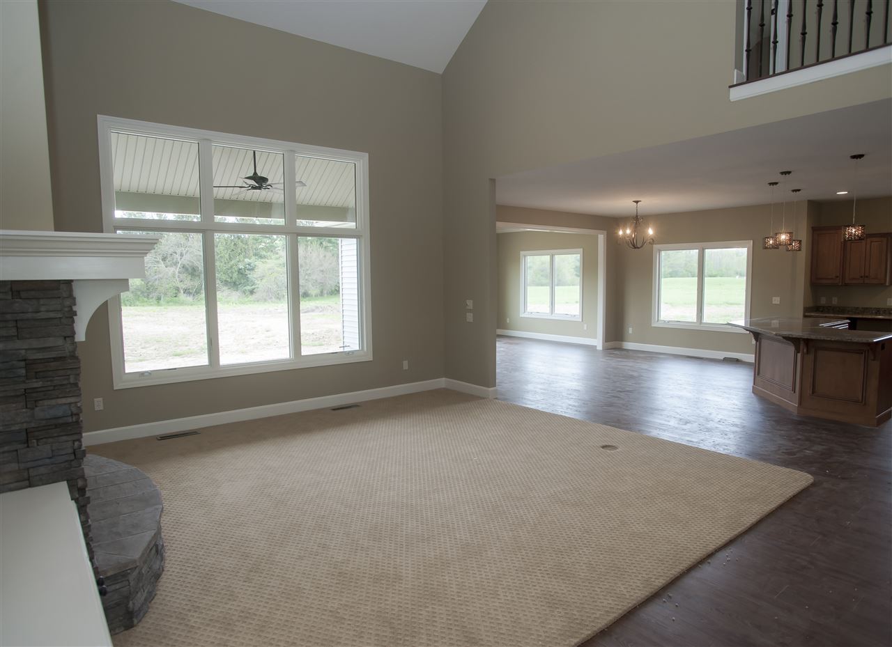 18380 W Road Huntertown, IN 46748 - Photo 2 of 4