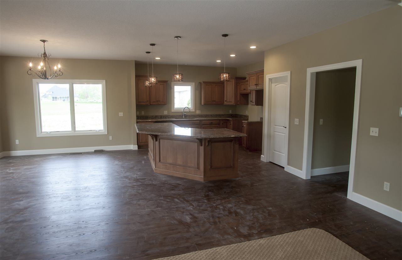18380 W Road Huntertown, IN 46748 - Photo 3 of 4