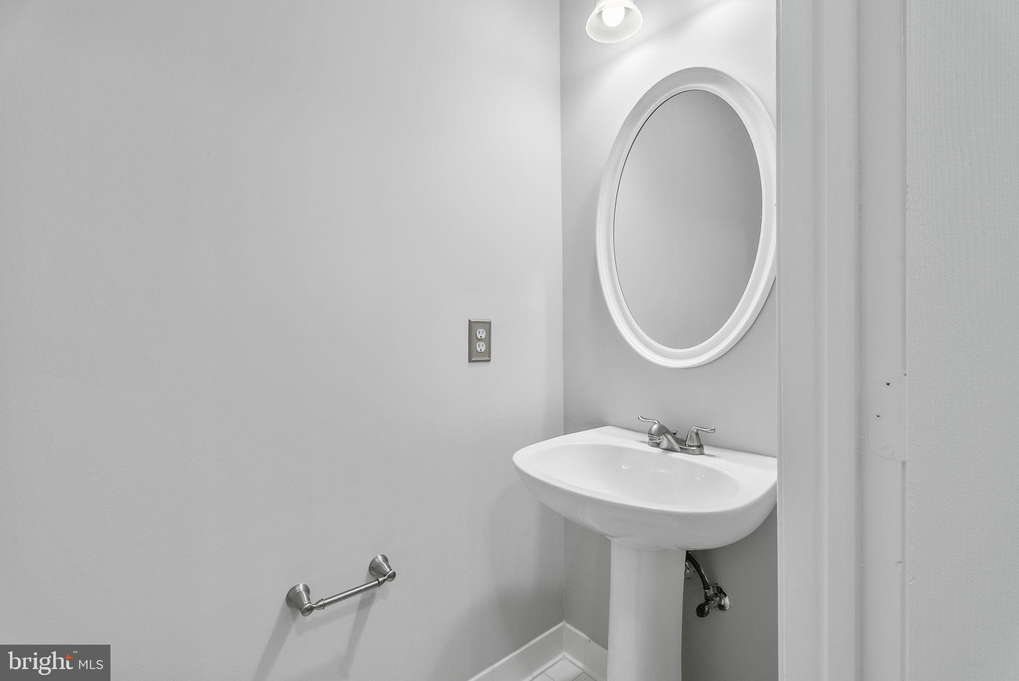 12024 Taliesin Place, Unit 33 Reston, VA 20190 - Photo 16 of 31