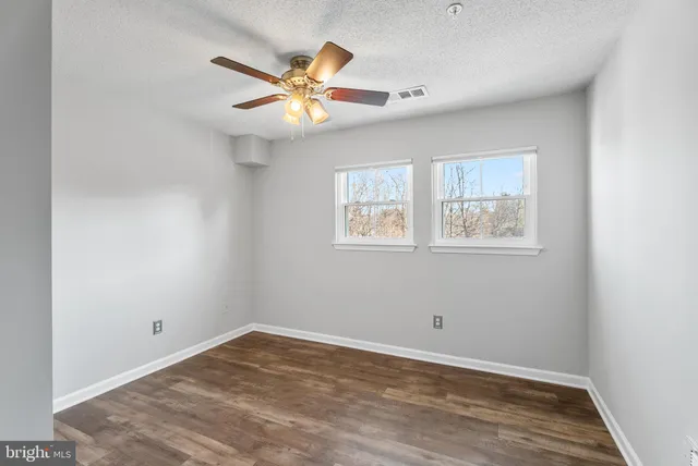 $2,400 | 12024 Taliesin Place, Unit 33, Reston, VA 20190