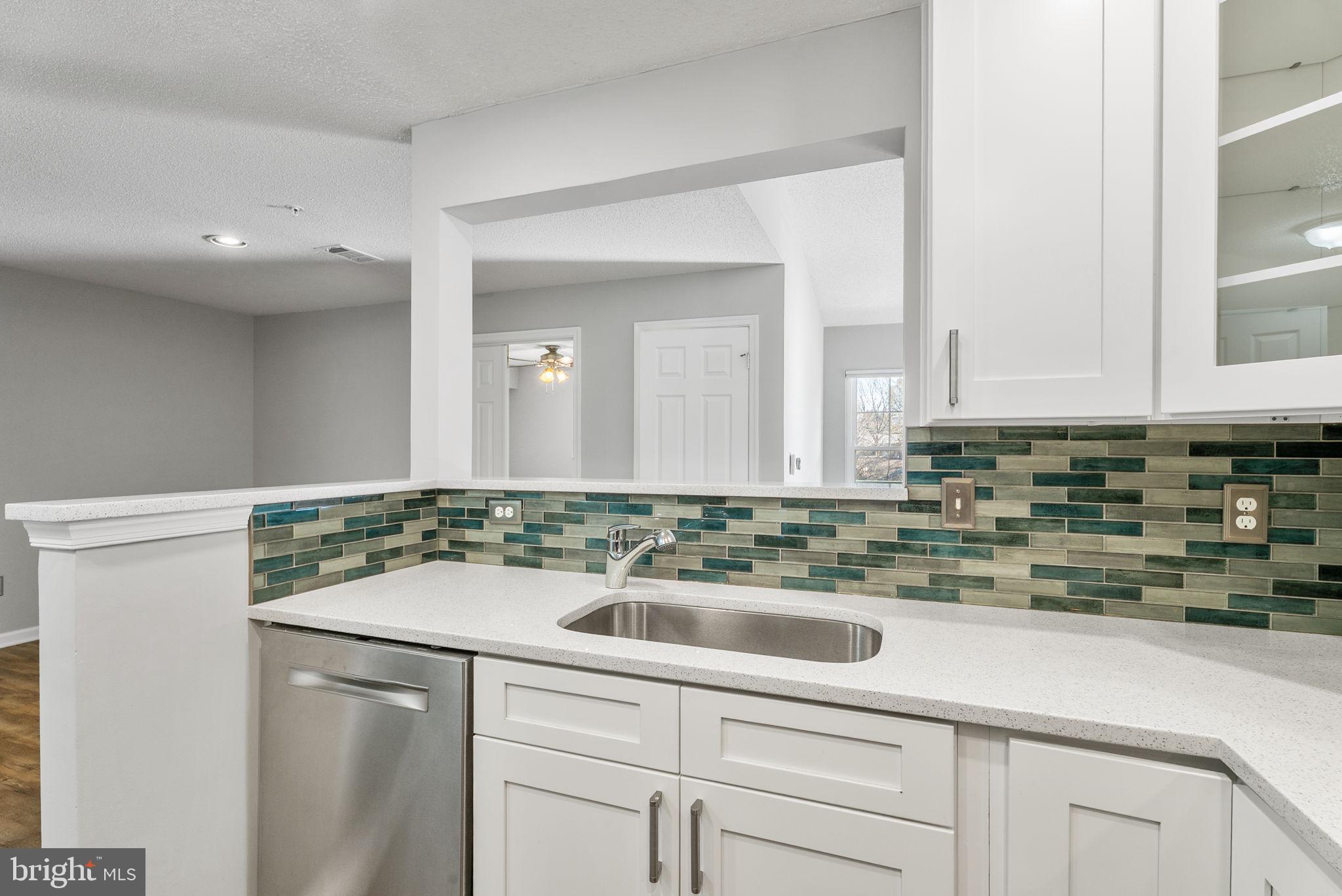 12024 Taliesin Place, Unit 33 Reston, VA 20190 - Photo 6 of 31