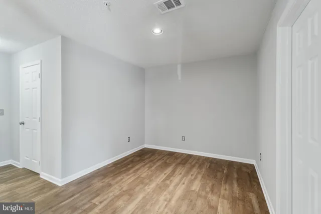 $2,400 | 12024 Taliesin Place, Unit 33, Reston, VA 20190