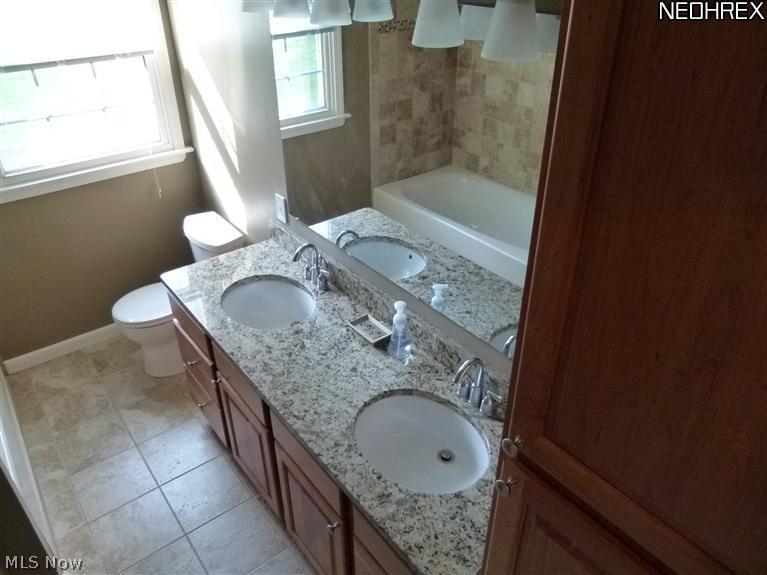 8121 Cloveridge Road Chagrin Falls, OH 44022 - Photo 18 of 23