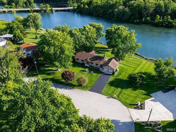 $429,900 | 10 Green Hills Court, Greentown, IN 46936