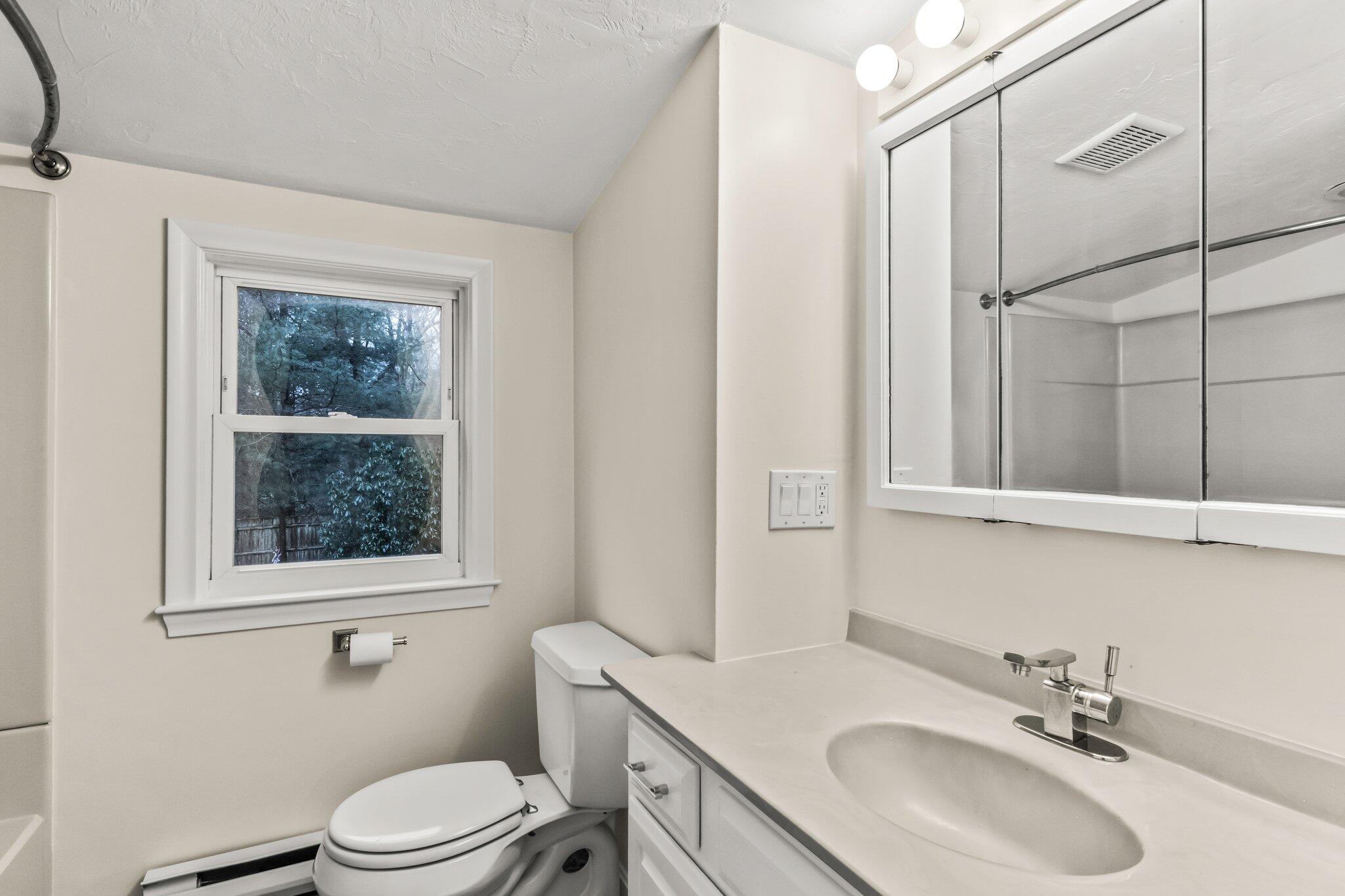 4 Great Hill Road Sandwich, MA 02563 - Photo 19 of 46 2nd floor bath