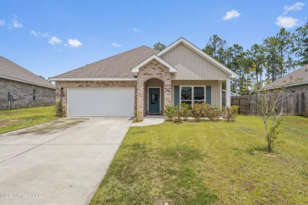$297,500 | 5529 Overland Drive, Biloxi, MS 39532