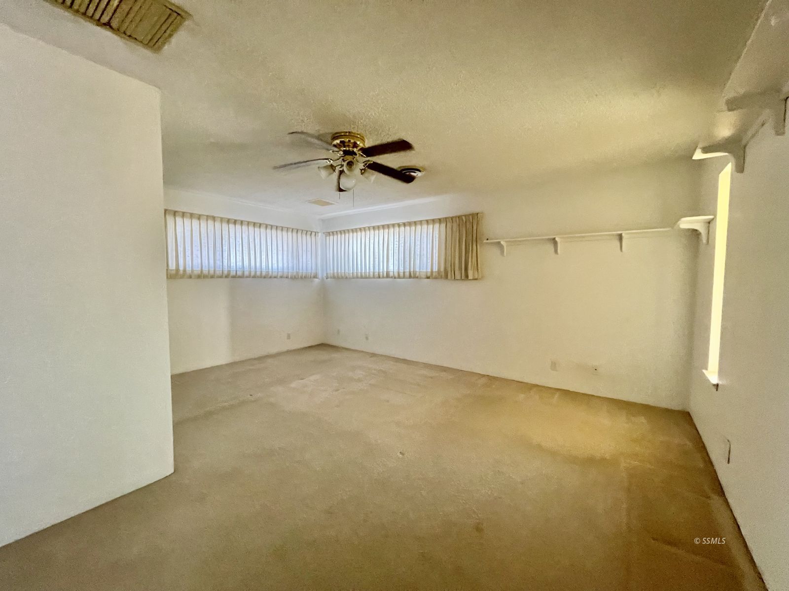 701 West Bataan Avenue Ridgecrest, CA 93555 - Photo 27 of 40