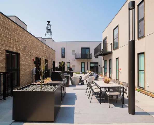 $7,750 | 9 West Drive, Excelsior, MN 55331