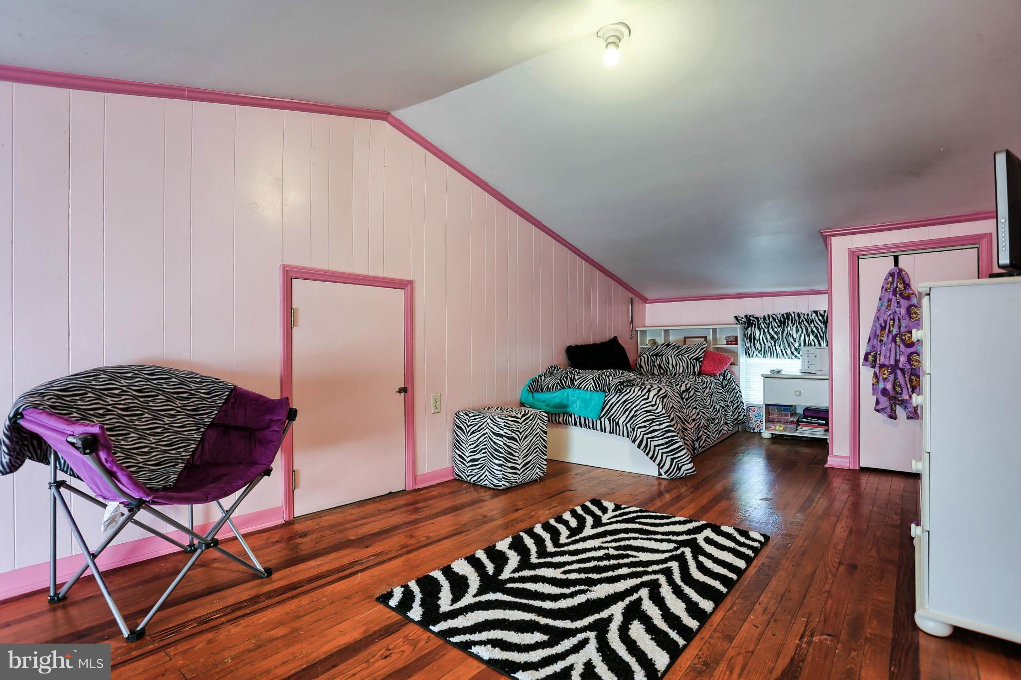 18558 Burnside Bridge Road Sharpsburg, MD 21782 - Photo 22 of 30 Bedroom