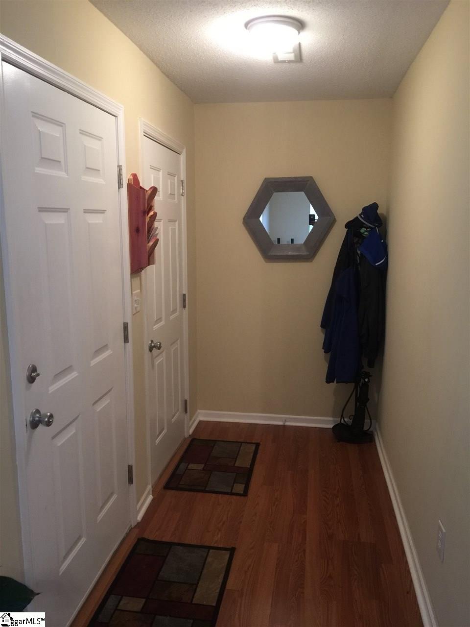 460 Tanyard Road Greenville, SC 29609 - Photo 3 of 14