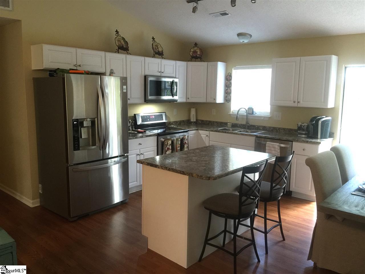 460 Tanyard Road Greenville, SC 29609 - Photo 5 of 14