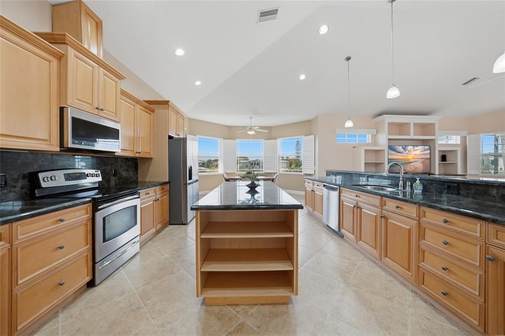 534 Canal Way Punta Gorda, FL 33950 - Photo 28 of 91