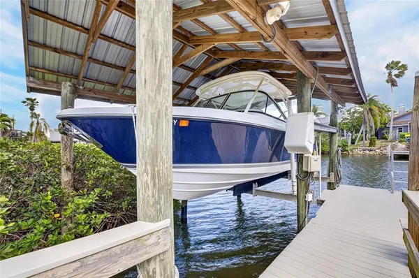 $975,000 | 6603 Black Fin Way, Apollo Beach, FL 33572