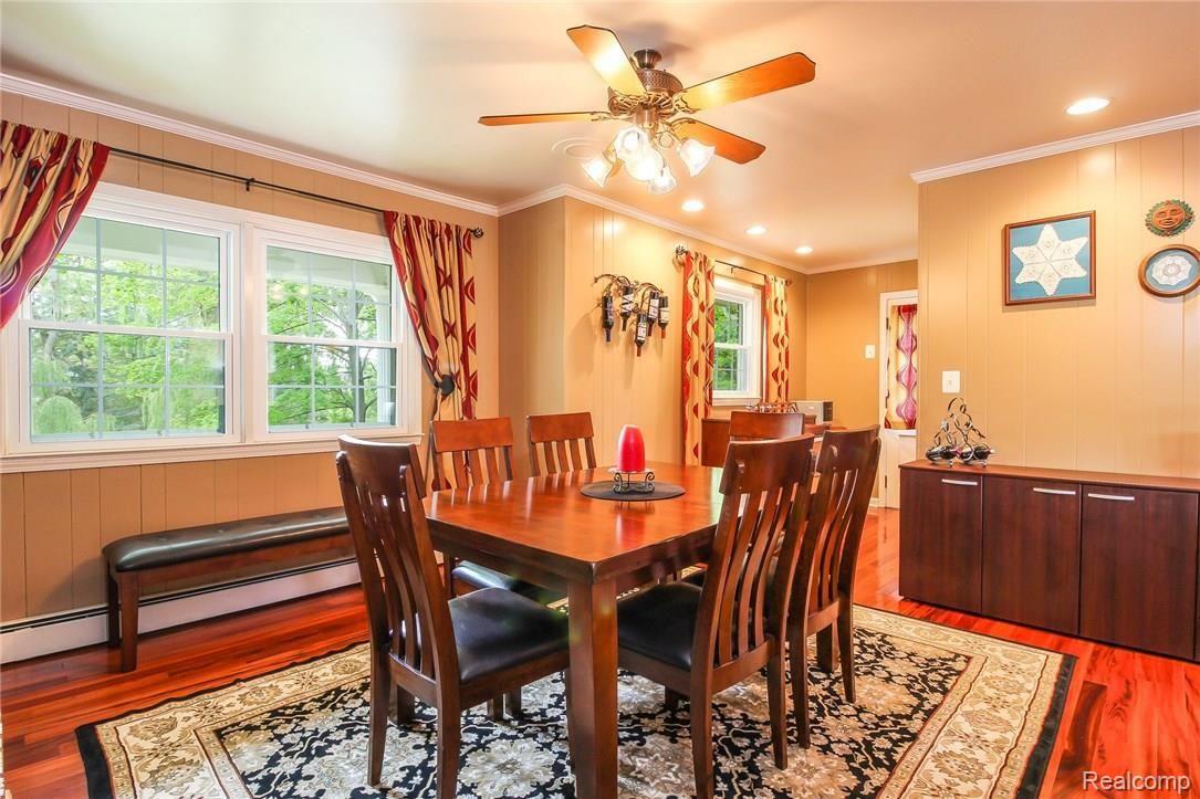 23030 Chubb Road South Lyon, MI 48178 - Photo 11 of 46 014-Dining_Room-4634498-medium.jpg