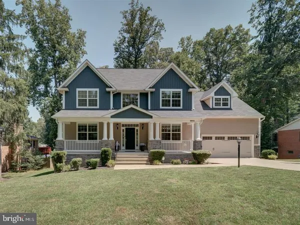 $788,000 | 18413 Cedar Drive, Triangle, VA 22172
