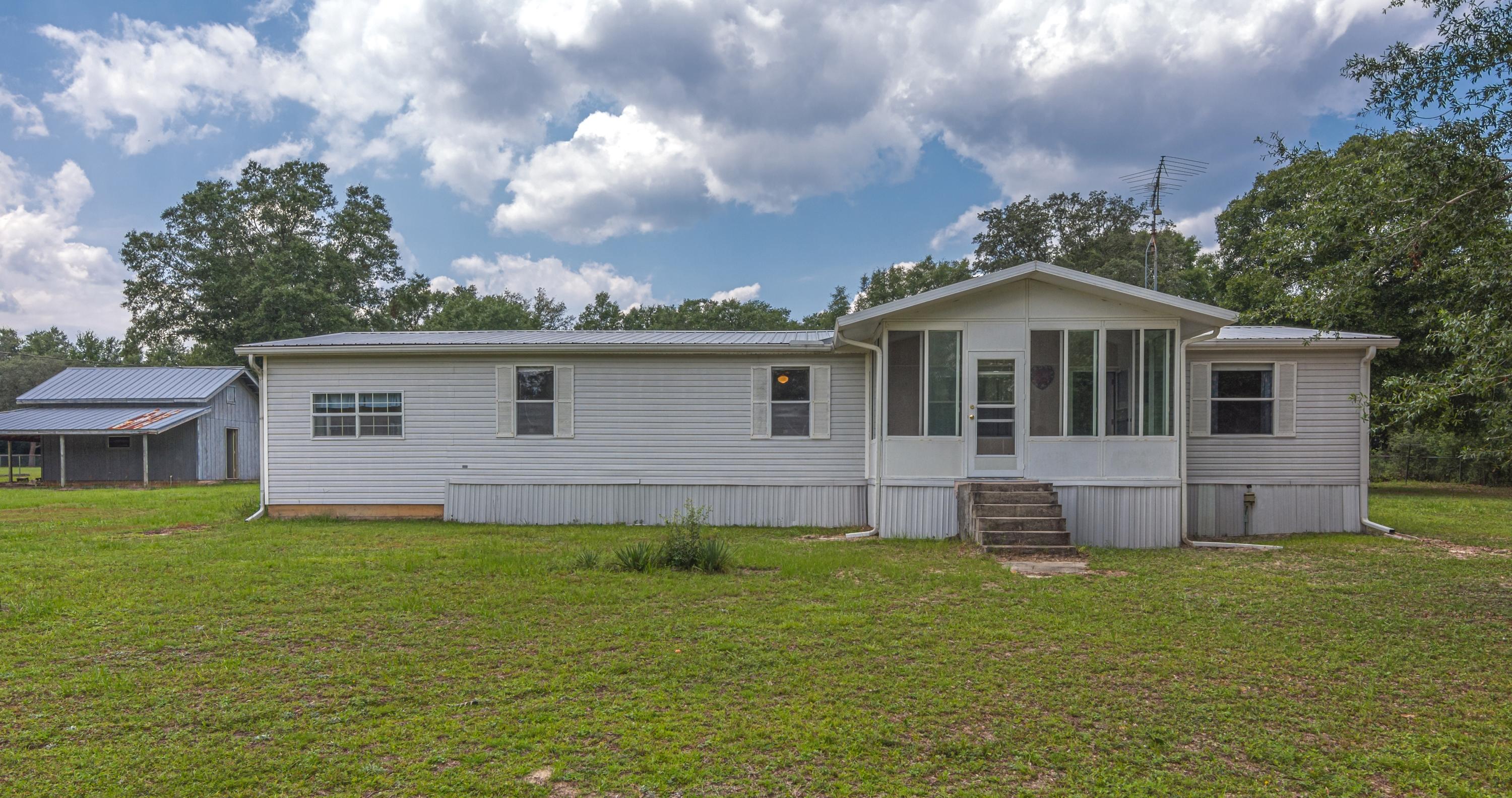 5067 Robert Taylor Road Crestview, FL 32539 - Photo 1 of 33 Gallery Image 1