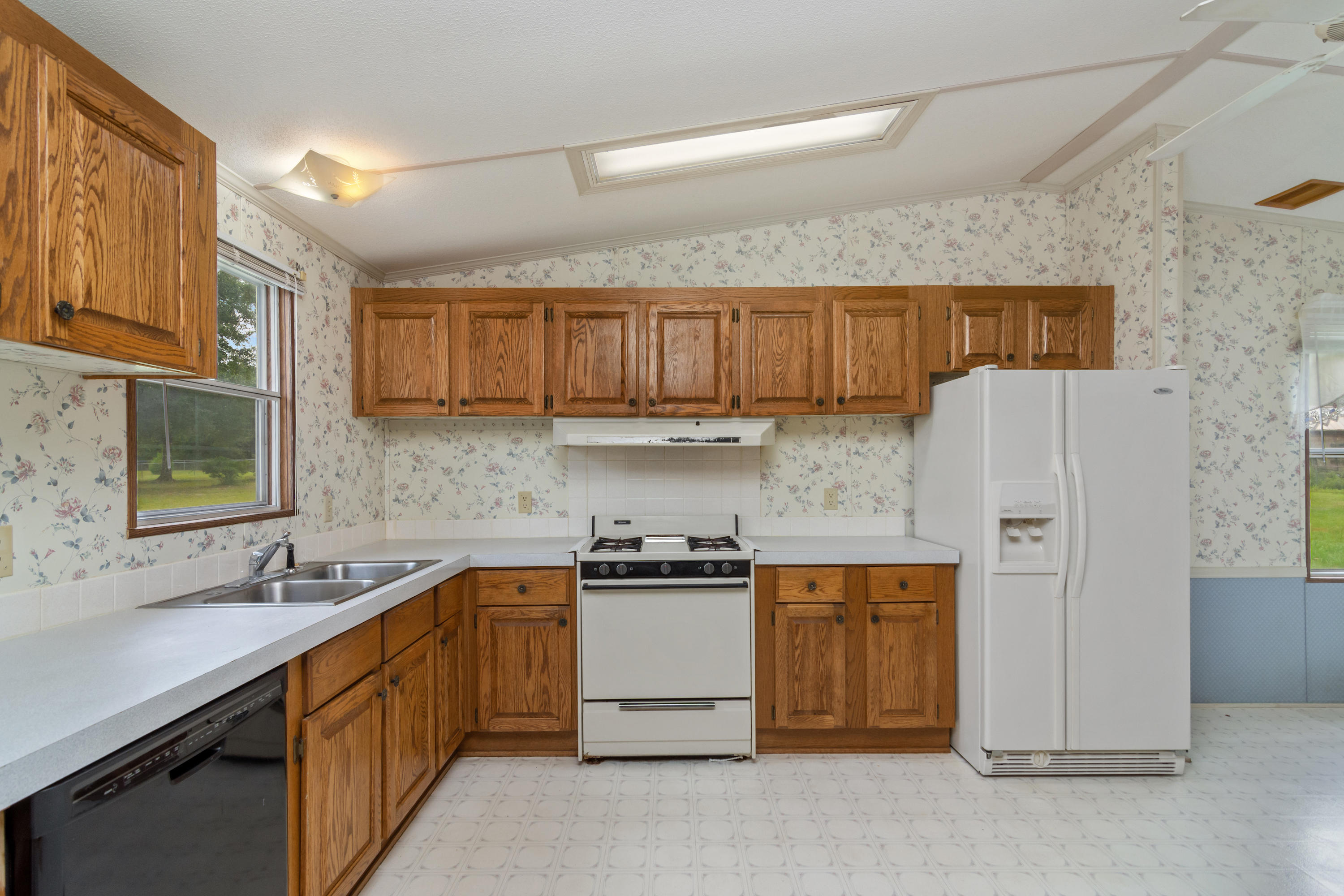 5067 Robert Taylor Road Crestview, FL 32539 - Photo 16 of 33 Gallery Image 16