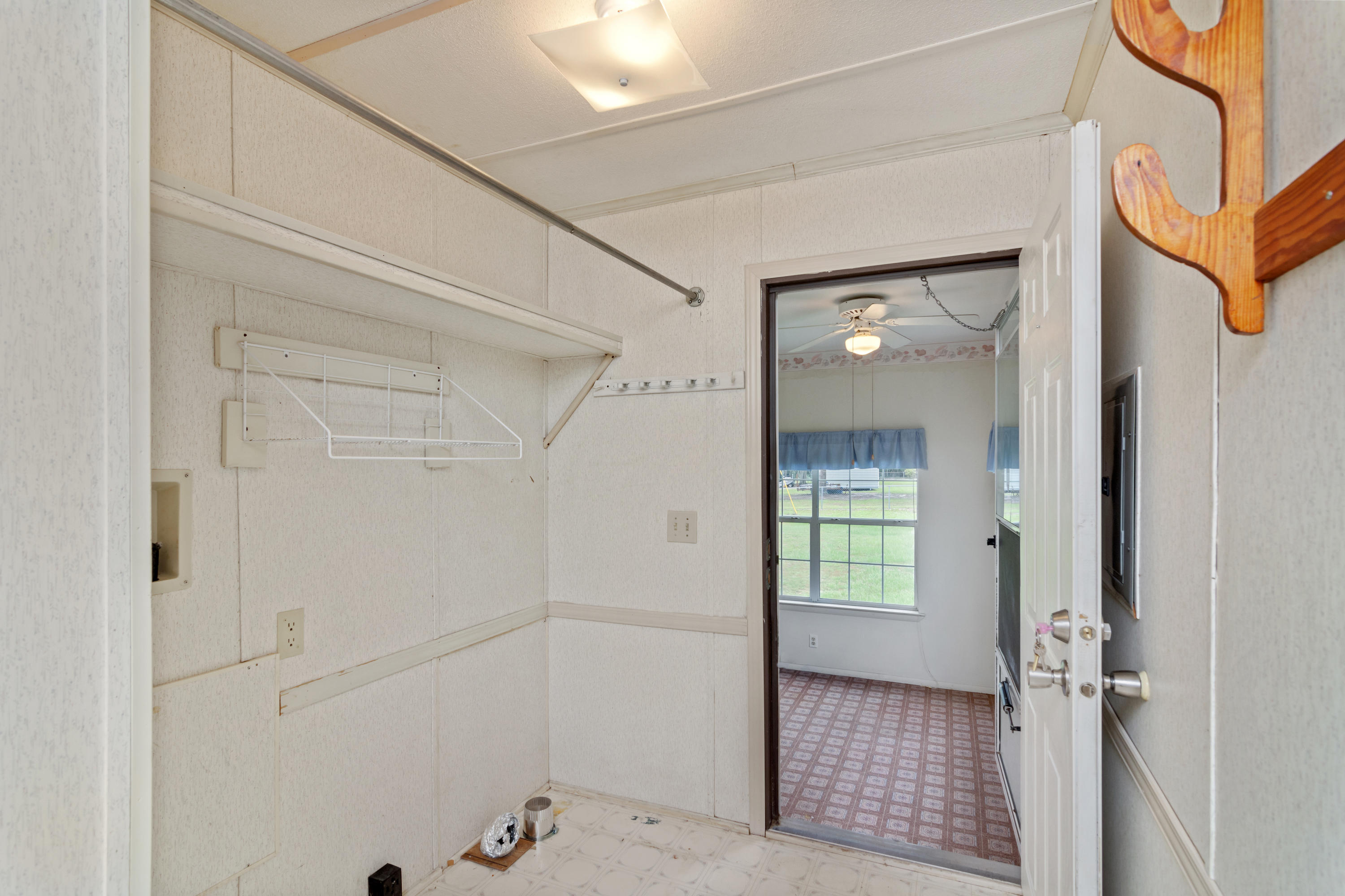 5067 Robert Taylor Road Crestview, FL 32539 - Photo 23 of 33 Gallery Image 23