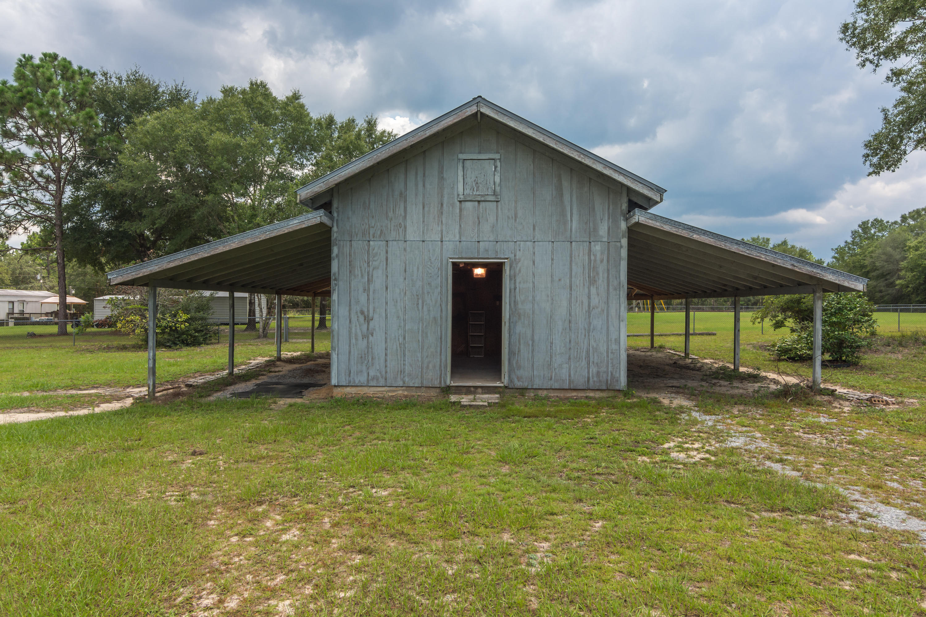 5067 Robert Taylor Road Crestview, FL 32539 - Photo 29 of 33 Gallery Image 29