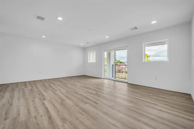 $2,850 | 15000 South Richmond Avenue, Unit 6, Houston, TX 77082