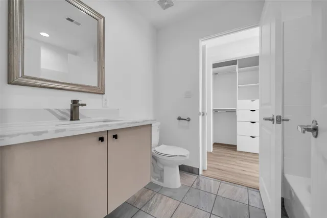 $2,850 | 15000 South Richmond Avenue, Unit 6, Houston, TX 77082