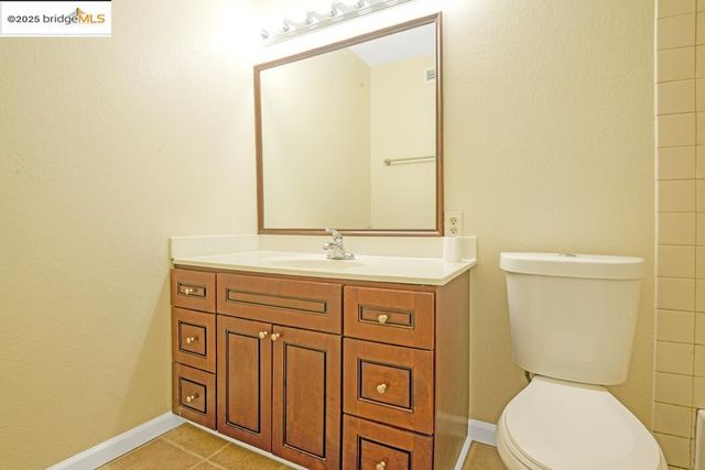 $2,500,000 | 7940 Bancroft Avenue, Oakland, CA 94605