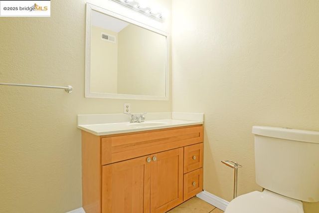 $2,500,000 | 7940 Bancroft Avenue, Oakland, CA 94605