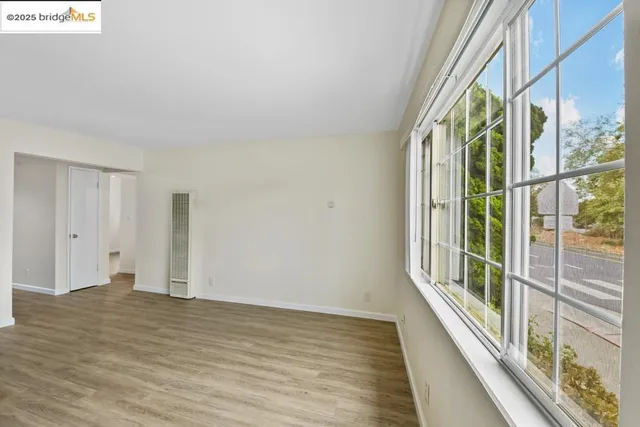 $2,500,000 | 7940 Bancroft Avenue, Oakland, CA 94605