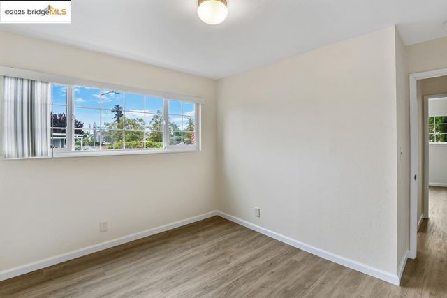 $2,500,000 | 7940 Bancroft Avenue, Oakland, CA 94605