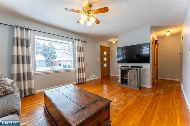 $130,000 | 12 Telegraph Drive, Virginia, MN 55792