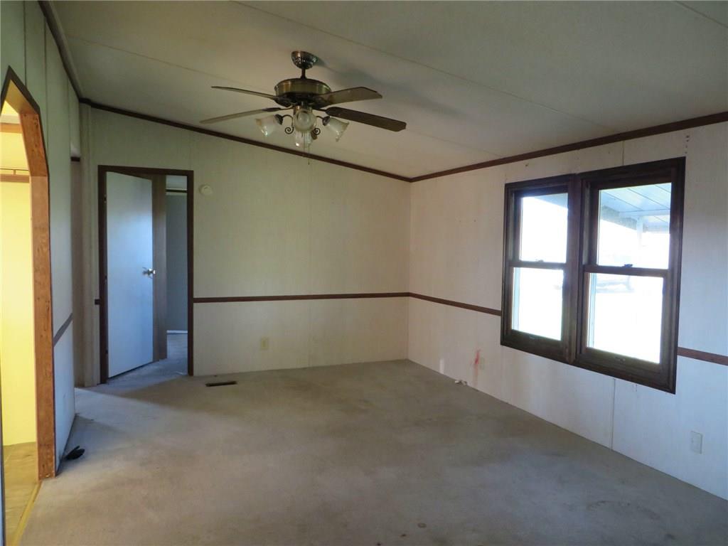 1707 Laurel Road Shelocta, PA 15774 - Photo 2 of 17