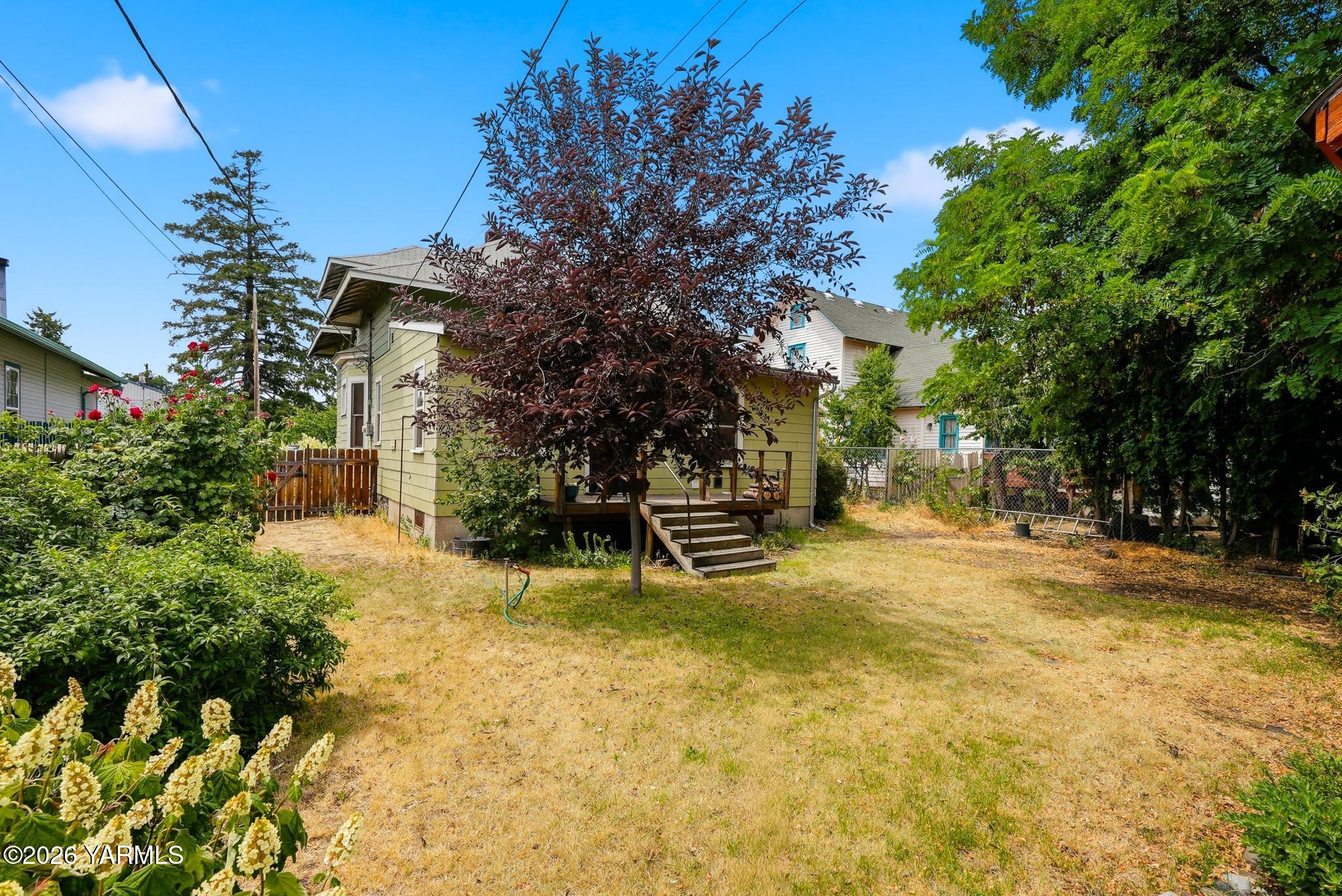 109 South 7th Street Yakima, WA 98901 - Photo 34 of 37 109 N 7th St 035