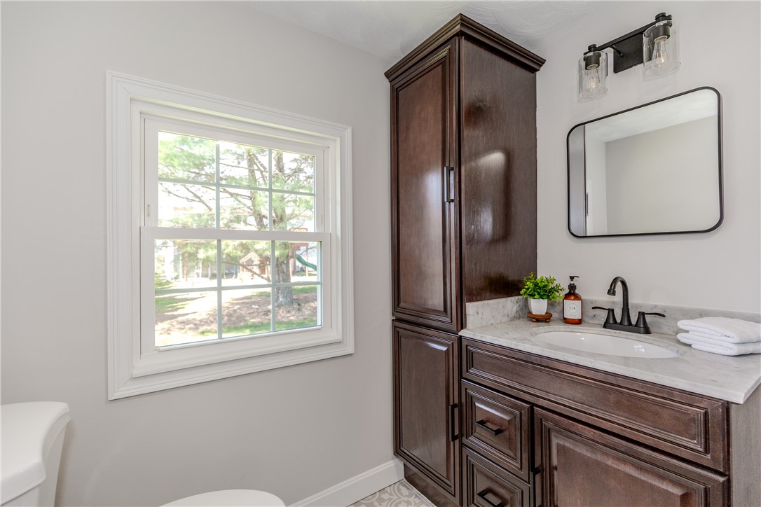 60 Tomahawk Trail Cranston, RI 02921 - Photo 29 of 34