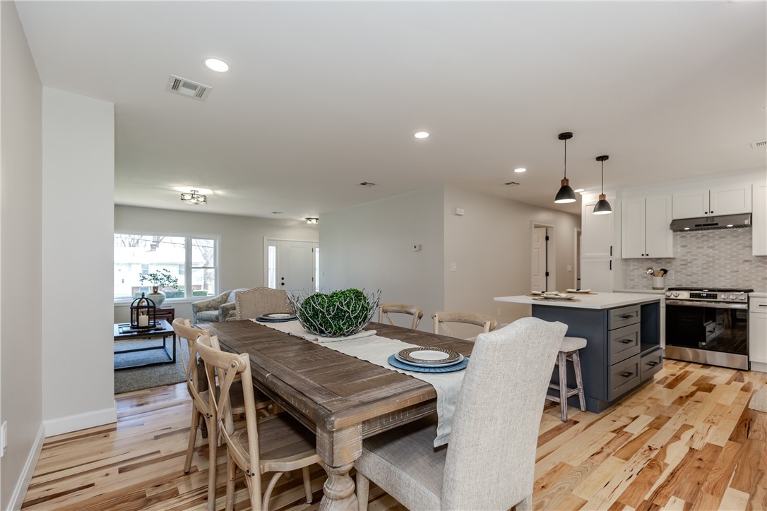 60 Tomahawk Trail Cranston, RI 02921 - Photo 9 of 34