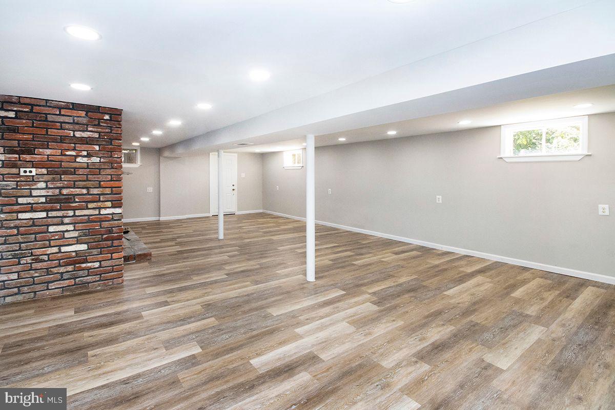 42 Smith Terrace Clementon, NJ 08021 - Photo 8 of 27 Finished Basement