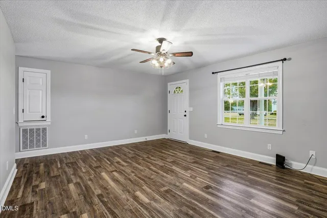 a picture of floor plan