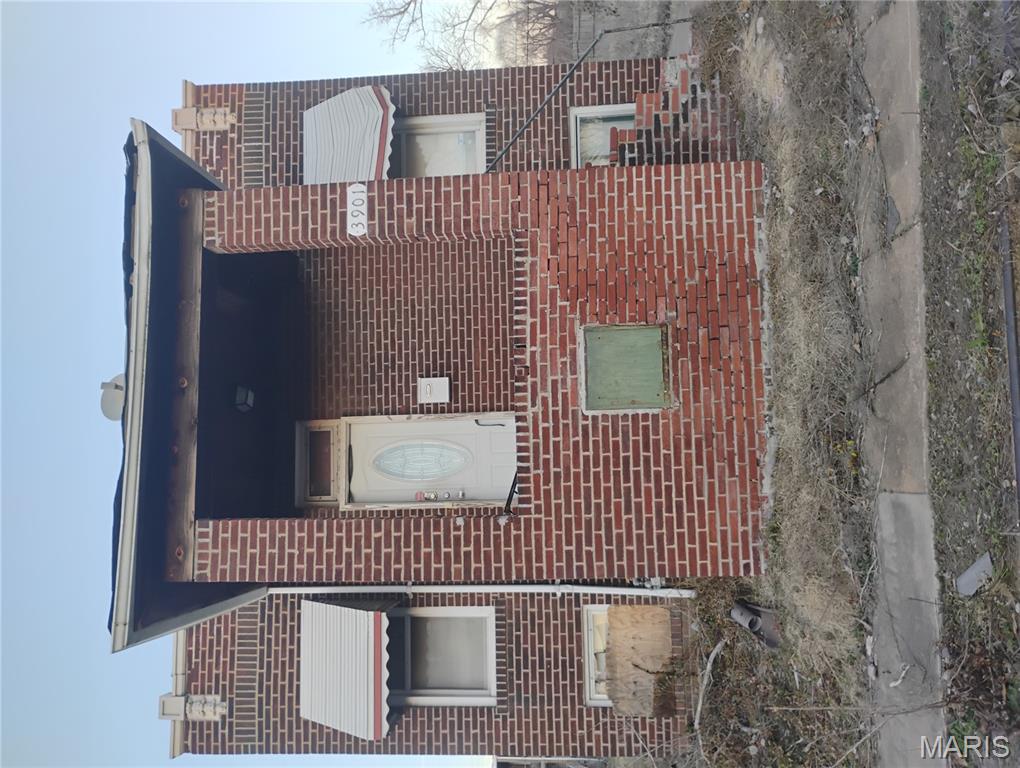 3901 Sherman Place St. Louis, MO 63107 - Photo 2 of 20