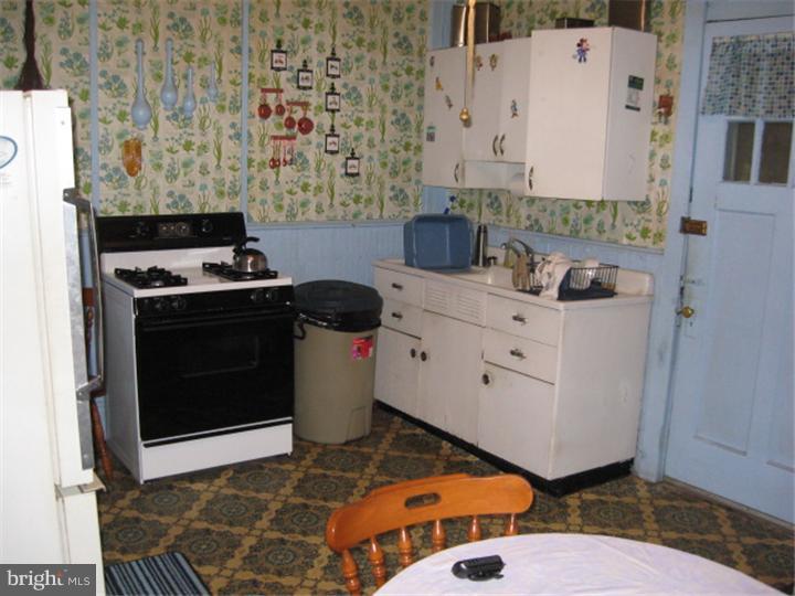234 Haverford Road Folsom, PA 19033 - Photo 8 of 15 Gallery Image 8