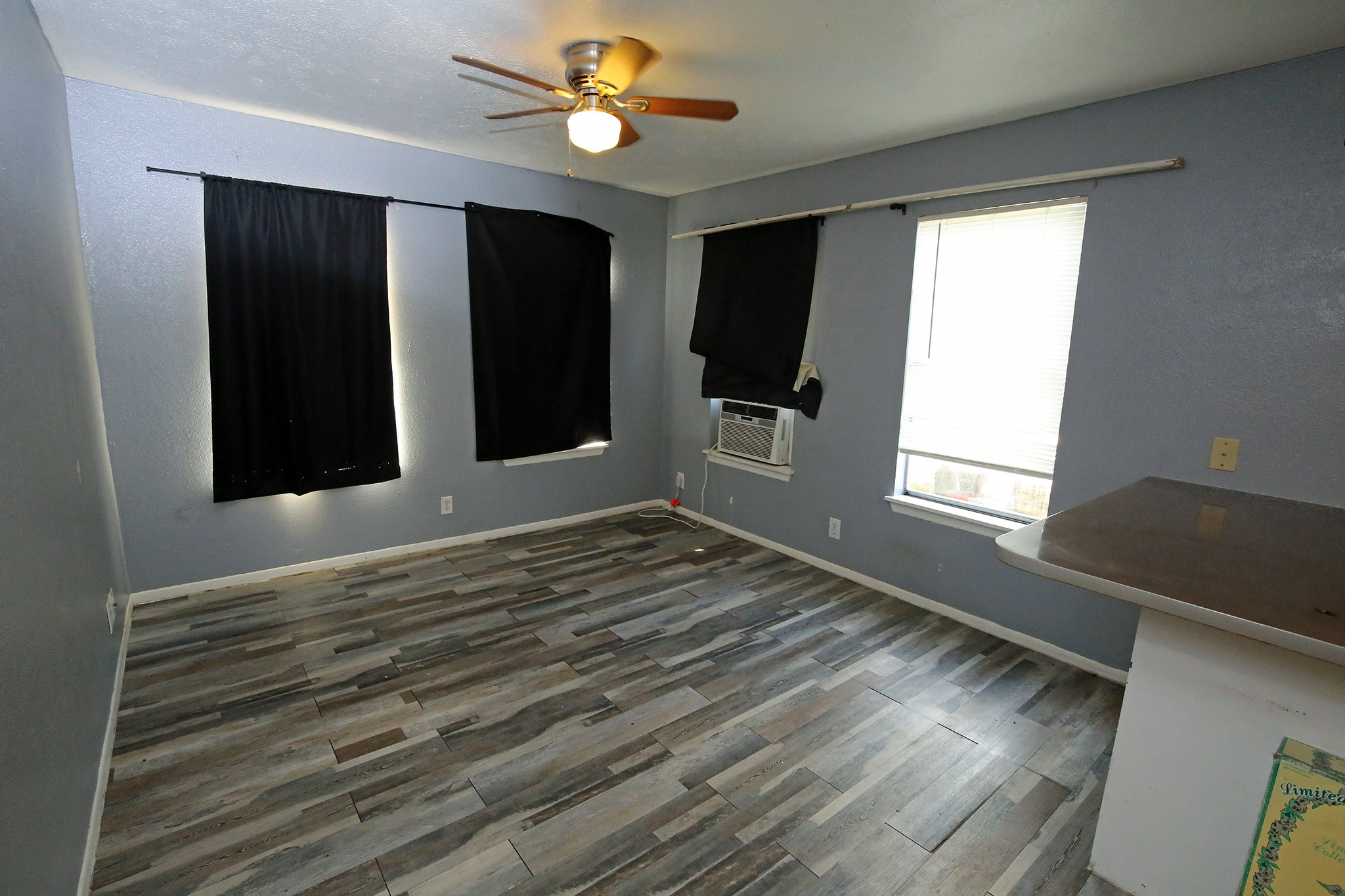 4406 FM 646 Road Santa Fe, TX 77510 - Photo 22 of 26 Living Room in the Garage Apartment