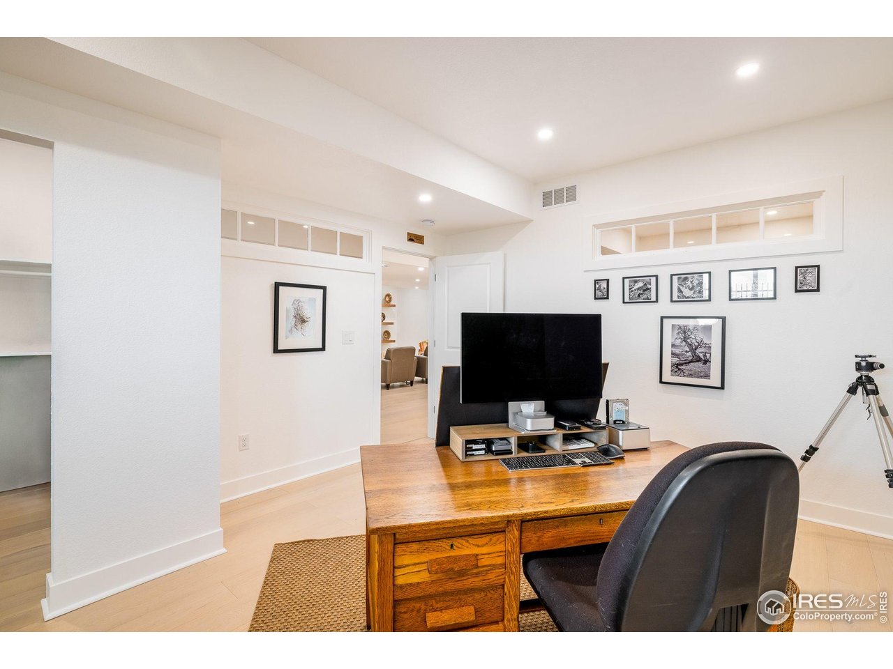 2940 Newfound Lk Road Berthoud, CO 80513 - Photo 29 of 42 a living room with furniture and a flat screen tv