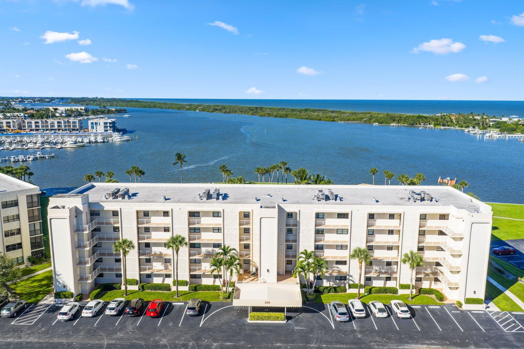 200 Intracoastal Place, Unit 206 Tequesta, FL 33469 - Photo 3 of 35 200 intracoastal - 32.jpg-SMALL
