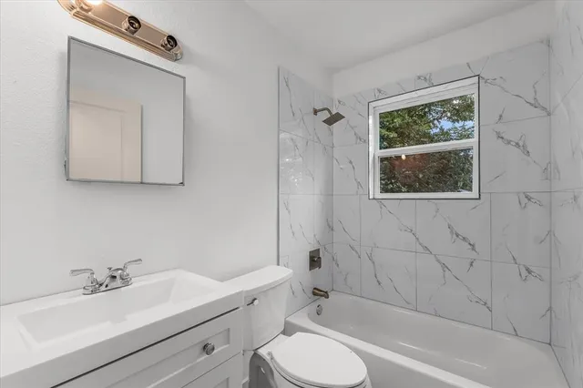 $255,900 | 4504 Highland Lake Drive, Lake Worth, TX 76135